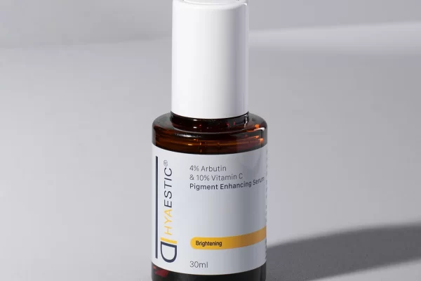 Review: Hyaestic Pigment Enhancing Serum 4% Arbutin & 10% Vitamin C – brightens and lightens!